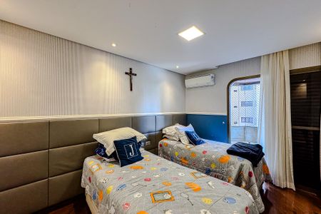 Apartamento à venda com 300m², 4 quartos e 4 vagasQuarto 3 - Suíte