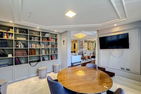 Sala de apartamento à venda com 4 quartos, 300m² em Vila Regente Feijó, São Paulo