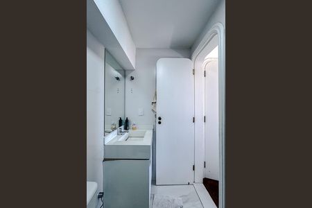Apartamento à venda com 300m², 4 quartos e 4 vagasBanheiro de serviço
