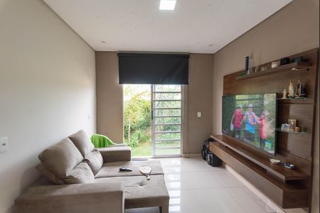 Casa à venda com 596m², 3 quartos e 2 vagas Casa à venda com 596m², 3 quartos e 2 vagasSala de TV