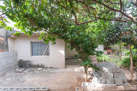 Casa à venda com 596m², 3 quartos e 2 vagas Casa à venda com 596m², 3 quartos e 2 vagasQuintal