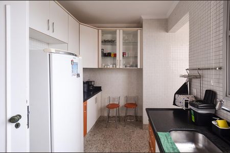 Apartamento para alugar com 150m², 4 quartos e 2 vagas Apartamento para alugar com 150m², 4 quartos e 2 vagasCozinha