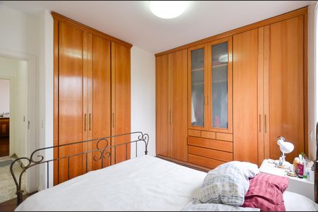 Apartamento para alugar com 150m², 4 quartos e 2 vagas Apartamento para alugar com 150m², 4 quartos e 2 vagasQuarto 3