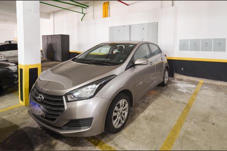Apartamento para alugar com 150m², 4 quartos e 2 vagas Apartamento para alugar com 150m², 4 quartos e 2 vagasGaragem