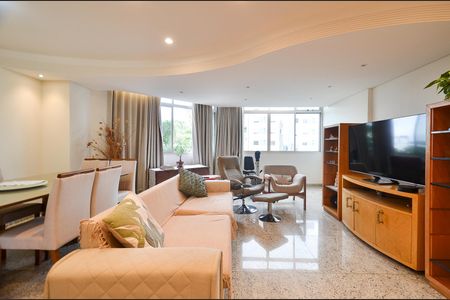 Sala 2 ambientes de apartamento para alugar com 4 quartos, 150m² em Sagrada Família, Belo Horizonte