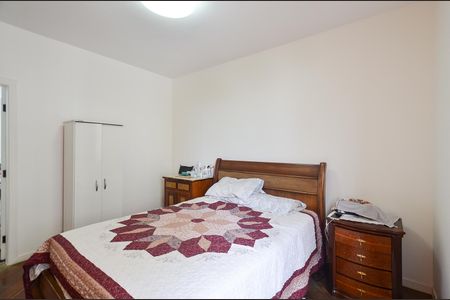 Suite de apartamento para alugar com 4 quartos, 150m² em Sagrada Família, Belo Horizonte