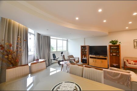 Sala 2 ambientes de apartamento para alugar com 4 quartos, 150m² em Sagrada Família, Belo Horizonte