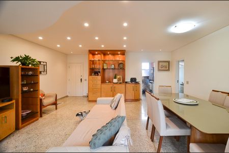 Apartamento para alugar com 150m², 4 quartos e 2 vagas Apartamento para alugar com 150m², 4 quartos e 2 vagasSala 2 ambientes