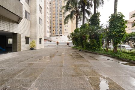Apartamento para alugar com 150m², 4 quartos e 2 vagas Apartamento para alugar com 150m², 4 quartos e 2 vagasArea comum