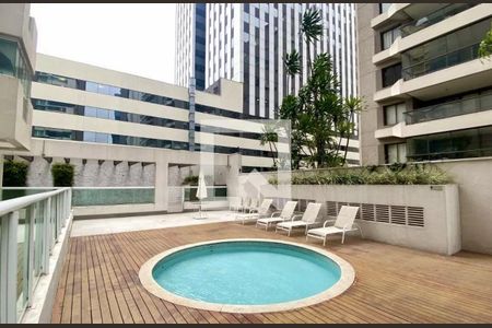 Apartamento para alugar com 254m², 4 quartos e 4 vagas Apartamento para alugar com 254m², 4 quartos e 4 vagasLazer