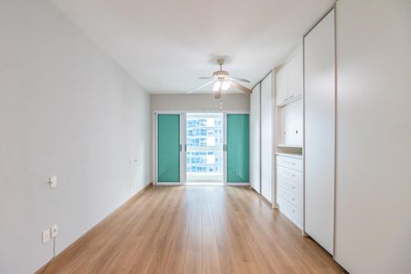 Apartamento para alugar com 254m², 4 quartos e 4 vagas Apartamento para alugar com 254m², 4 quartos e 4 vagasSuíte 4