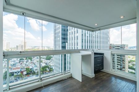 Apartamento para alugar com 254m², 4 quartos e 4 vagas Apartamento para alugar com 254m², 4 quartos e 4 vagasCozinha
