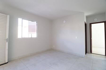 Sala de apartamento para alugar com 2 quartos, 46m² em Chácaras Tubalina E Quartel, Uberlândia