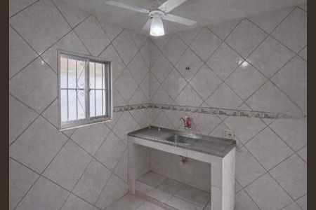 Cozinha de casa à venda com 1 quarto, 30m² em Realengo, Rio de Janeiro