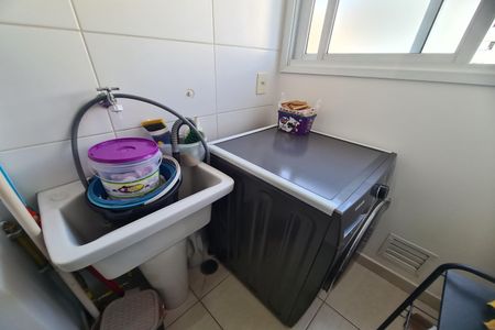 Apartamento à venda com 45m², 2 quartos e 1 vagaÁrea de Serviço
