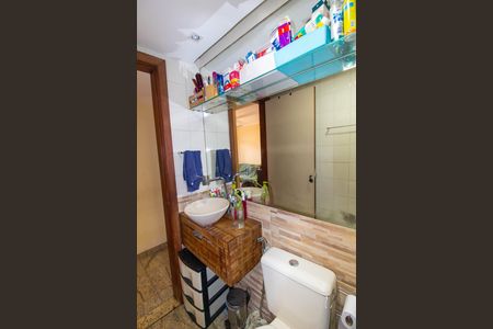 Apartamento à venda com 60m², 2 quartos e 1 vaga