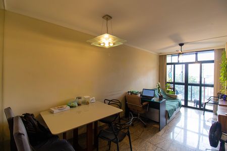 Apartamento à venda com 60m², 2 quartos e 1 vaga