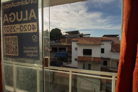 Sala de apartamento para alugar com 1 quarto, 50m² em Paraíso, São Gonçalo