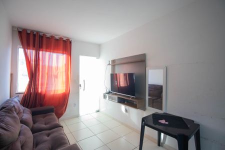 Sala de apartamento para alugar com 1 quarto, 50m² em Paraíso, São Gonçalo