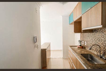 Apartamento para alugar com 50m², 2 quartos e sem vagaCozinha 