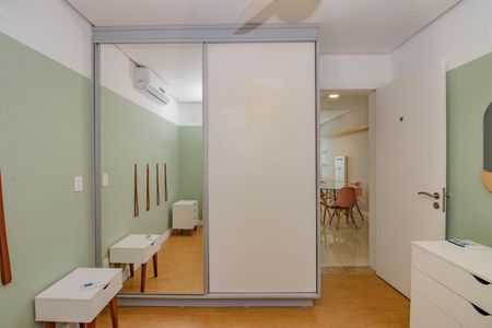 Quarto de apartamento para alugar com 1 quarto, 47m² em Passo D’areia, Porto Alegre