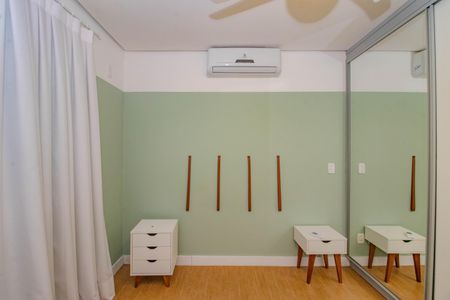 Quarto de apartamento para alugar com 1 quarto, 47m² em Passo D’areia, Porto Alegre