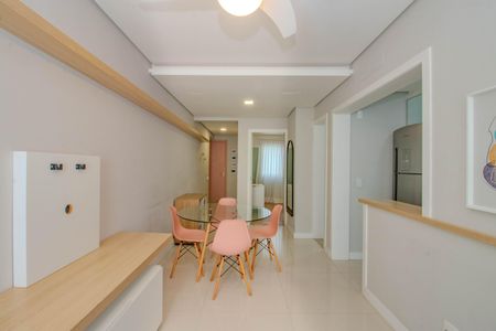 Sala de apartamento para alugar com 1 quarto, 47m² em Passo D’areia, Porto Alegre