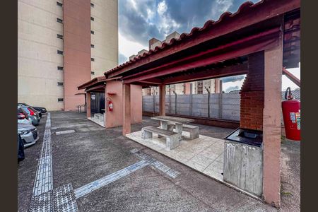 Apartamento para alugar com 54m², 2 quartos e 1 vagaÁrea comum - Churrasqueira