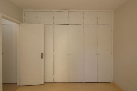 Apartamento à venda com 55m², 1 quarto e 1 vaga Apartamento à venda com 55m², 1 quarto e 1 vagaQuarto