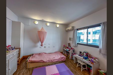 Apartamento à venda com 108m², 2 quartos e 2 vagas