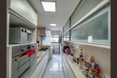 Apartamento à venda com 108m², 2 quartos e 2 vagas