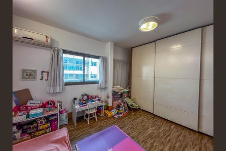 Apartamento à venda com 108m², 2 quartos e 2 vagas