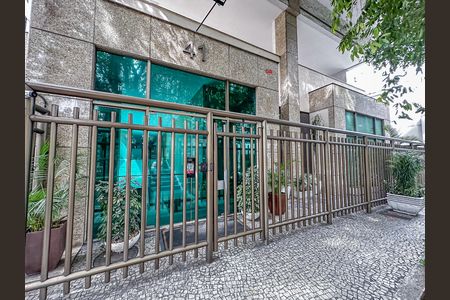 Apartamento à venda com 108m², 2 quartos e 2 vagas