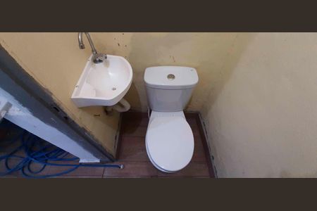 Casa à venda com 150m², 7 quartos e 2 vagasCasa 2 - Banheiro 2