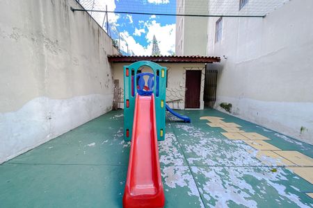 Apartamento à venda com 70m², 3 quartos e 1 vaga Apartamento à venda com 70m², 3 quartos e 1 vagaÁrea comum - Playground
