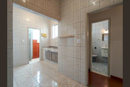 Apartamento à venda com 80m², 2 quartos e sem vagaCozinha