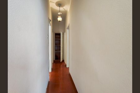 Apartamento à venda com 80m², 2 quartos e sem vagaCorredor
