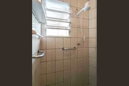 Apartamento à venda com 80m², 2 quartos e sem vagaBanheiro Corredor