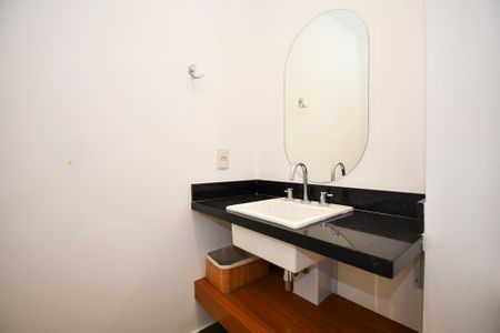 Apartamento para alugar com 80m², 1 quarto e 2 vagaslavabo