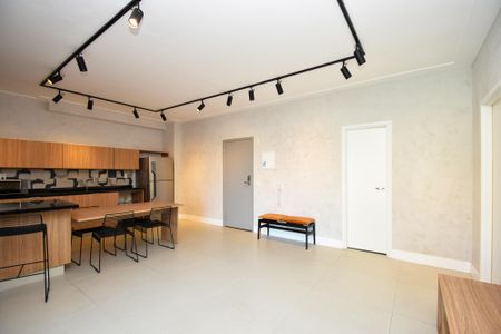 Apartamento para alugar com 80m², 1 quarto e 2 vagasSala