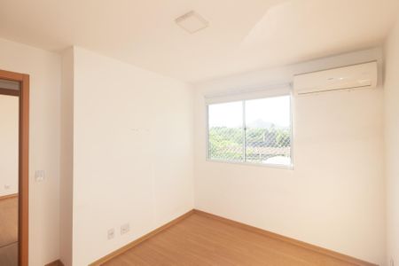 Quarto 1 de apartamento para alugar com 2 quartos, 45m² em Campo Grande, Rio de Janeiro