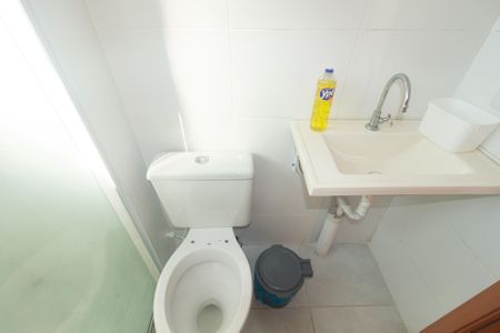 Apartamento para alugar com 45m², 2 quartos e 1 vaga Apartamento para alugar com 45m², 2 quartos e 1 vagaBanheiro
