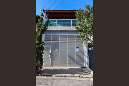 Casa à venda com 250m², 3 quartos e 2 vagasFachada