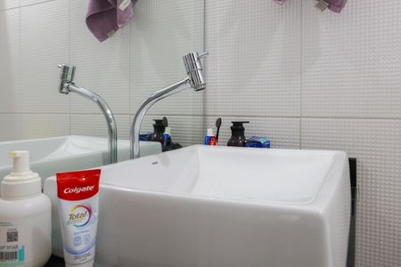 Casa à venda com 250m², 3 quartos e 2 vagasBanheiro