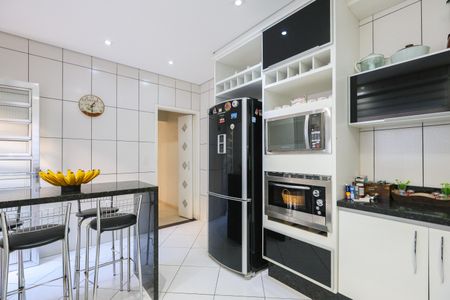Casa à venda com 250m², 3 quartos e 2 vagasCozinha