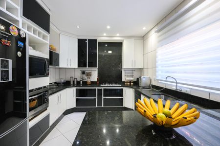 Casa à venda com 250m², 3 quartos e 2 vagasCozinha