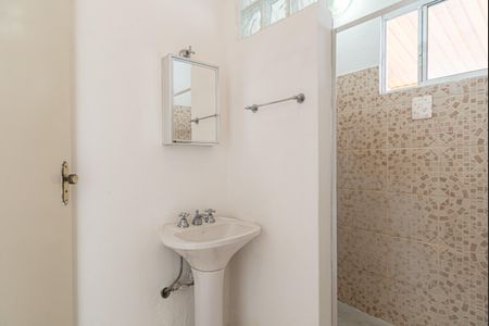 Apartamento para alugar com 48m², 2 quartos e sem vagaBanheiro