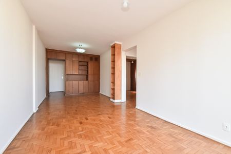 Apartamento à venda com 87m², 2 quartos e 1 vaga Apartamento à venda com 87m², 2 quartos e 1 vagaSala