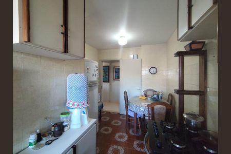 Cozinha de apartamento para alugar com 2 quartos, 126m² em Bom Fim, Porto Alegre