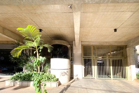 Apartamento à venda com 96m², 3 quartos e 2 vagas Apartamento à venda com 96m², 3 quartos e 2 vagasFachada